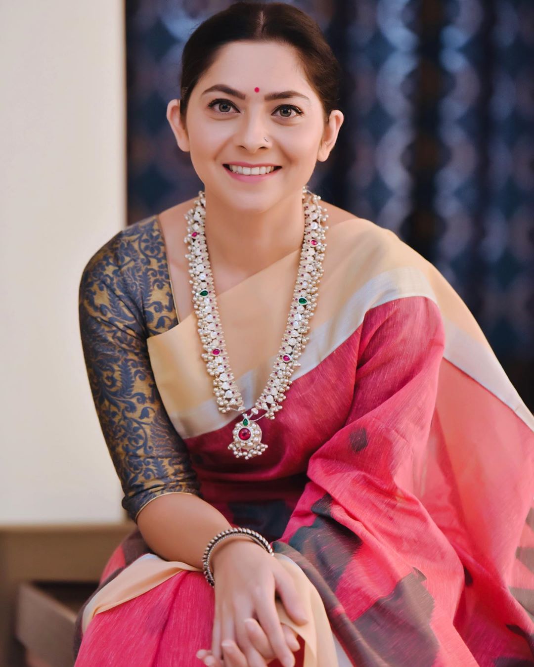 Sonalee Kulkarni Marathi Actress 94 Dreampirates