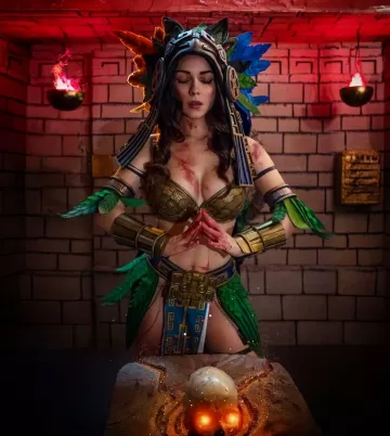 Aztec cosplay by Irina Meier