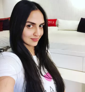 Esha Deol